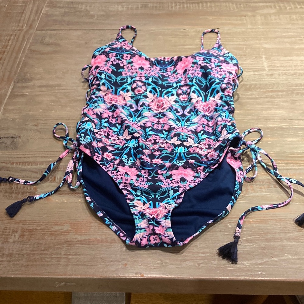 Jessica Simpson one pc bathing suit